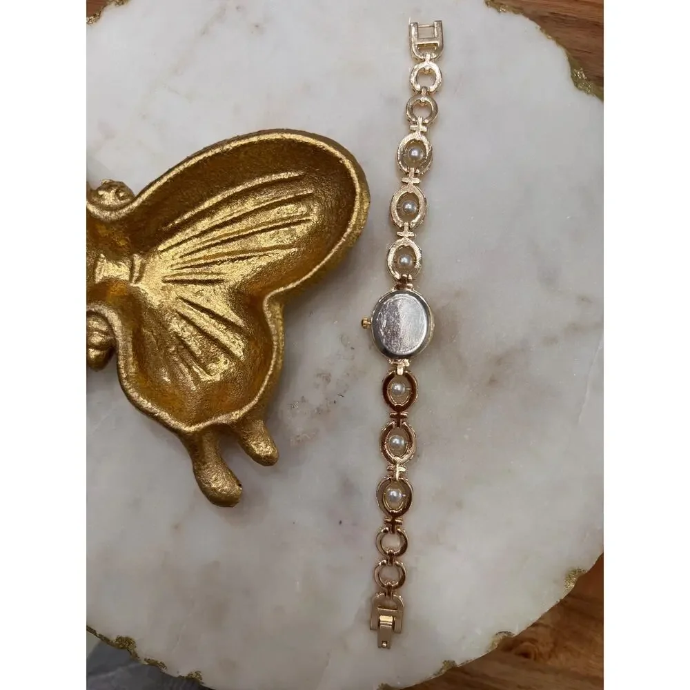 Pearl Bracelet Women’s Watch, Oval Dial 26mm, Quartz Watch, Gift for Her